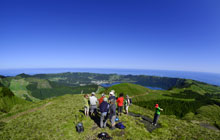 sete cidades azores walking trip